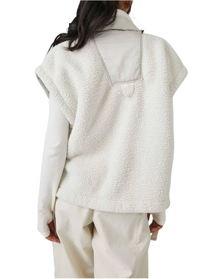 Free People Movement Scout it Out Vest in Birch Tree