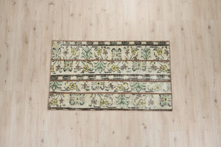 Handmade Verbena Rug, 2x3