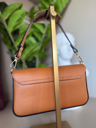 Cassie Clutch in Camel