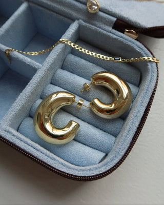 VIOLETTA CURB LINK BEZEL STONE BRACELET