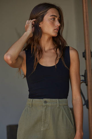 Clean Lines Seamless Top