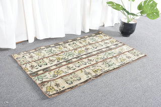 Handmade Verbena Rug, 2x3